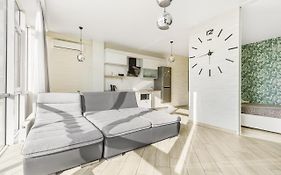 Gagarin Plaza 1-Bedroom Apartment